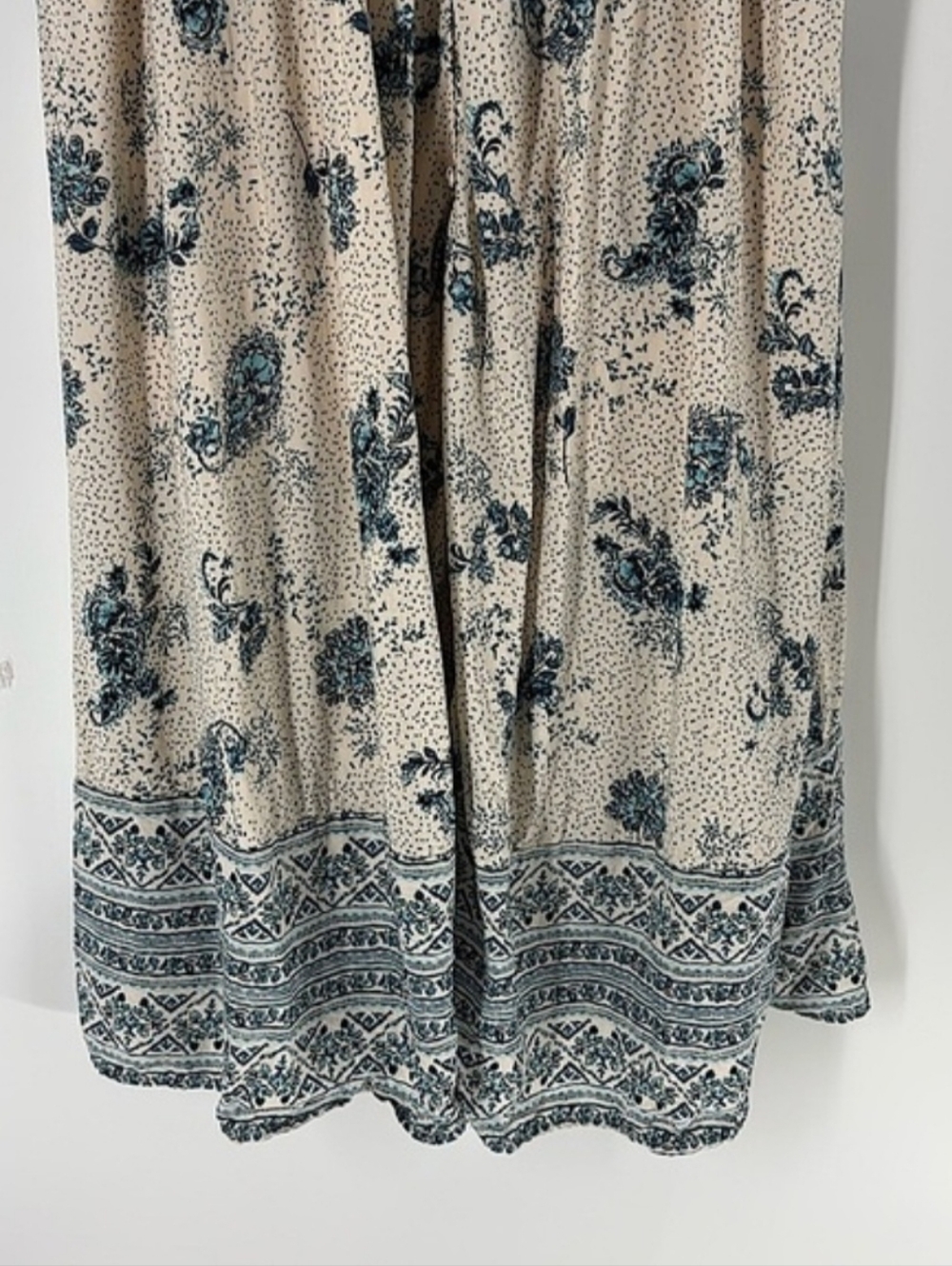 Torrid Cream Floral Button-Front Maxi Dress with Blue Print 2x - Picture 7 of 7